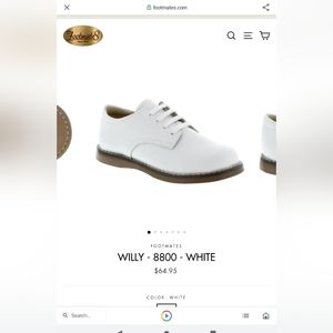 Footmates boys size 1 white dress shoe.